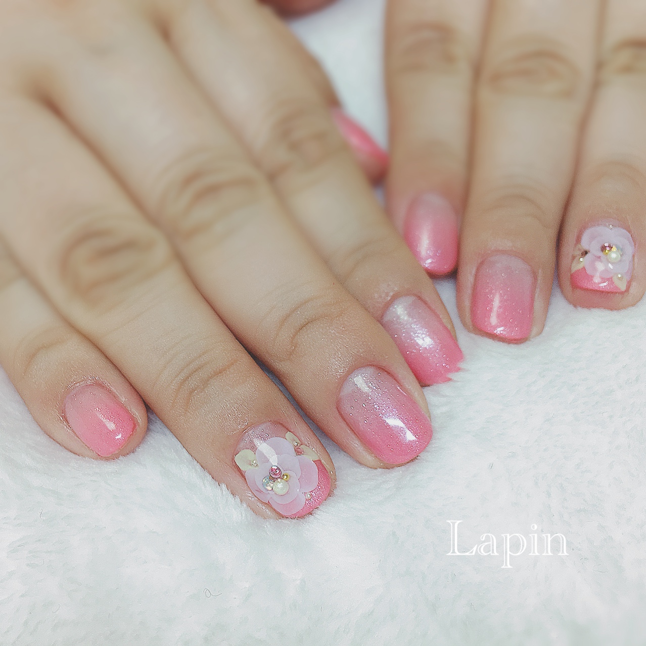 雪だけど 春ネイル Lapin