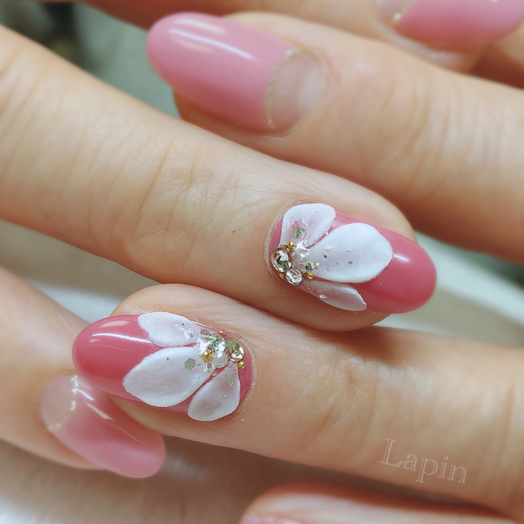 花びらネイル パイソン柄のフットネイル Lapin