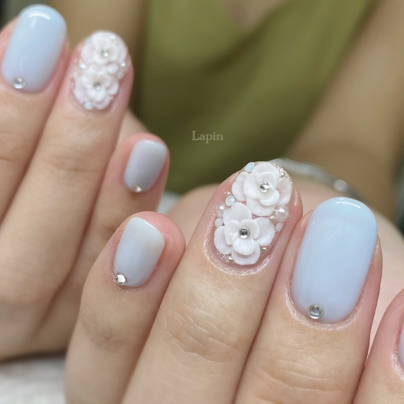 ラパンの上品ネイル♫
