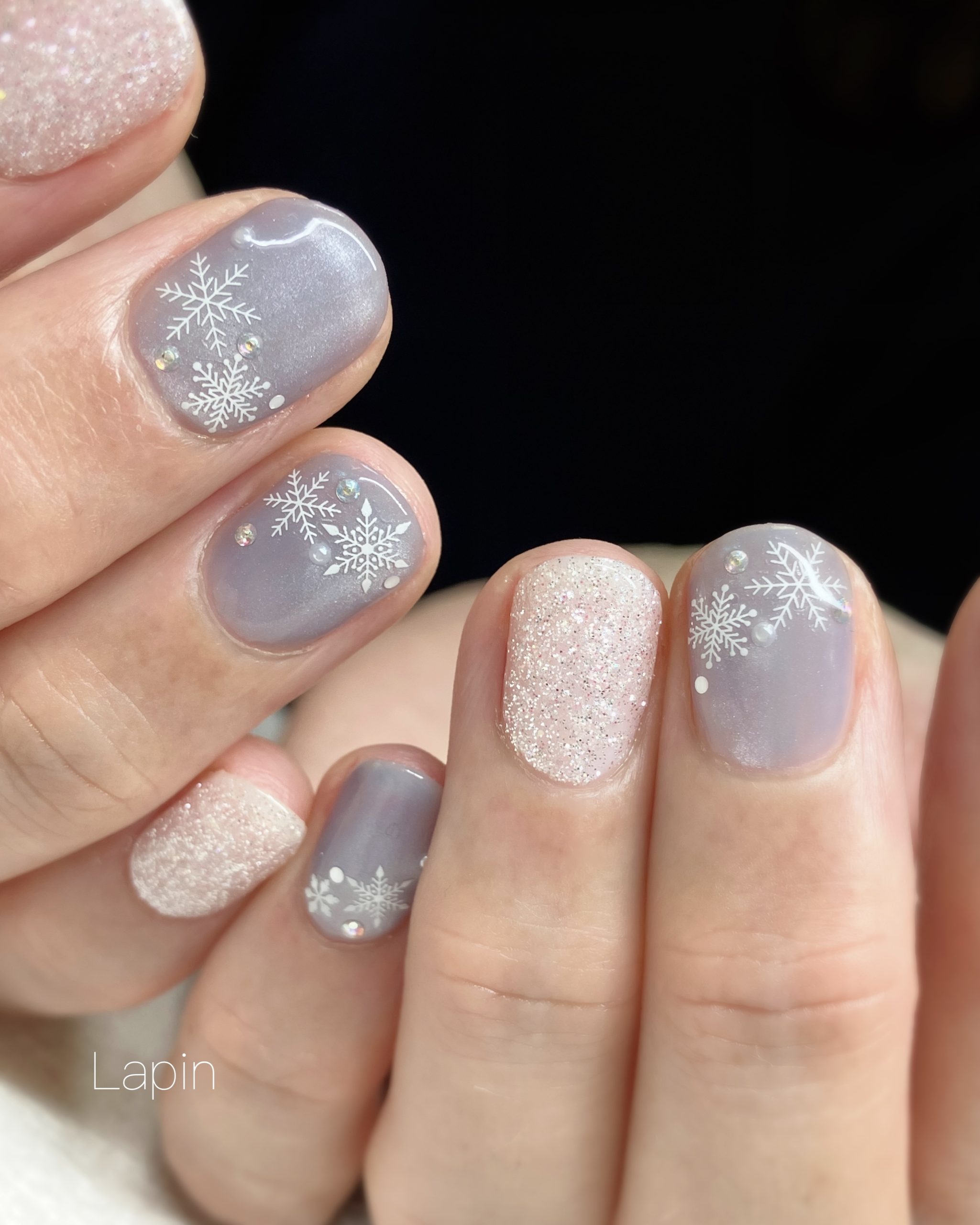 ホリデーも年末年始もマグネットネイルが大活躍♫